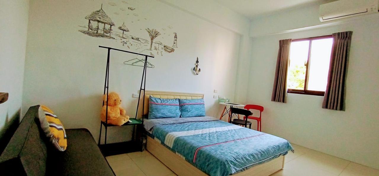 Yu Hai B&B Цзяоси Экстерьер фото